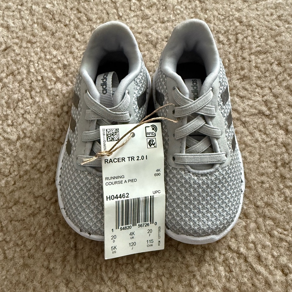 NWT Adidas Racer Infant Sneaker
